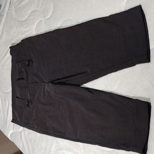 𝅺INVASION MEDIUM Dressy BLACK CAPRI PANTS